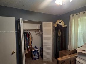 5221 SW 201st Ter, Southwest Ranches FL 33332