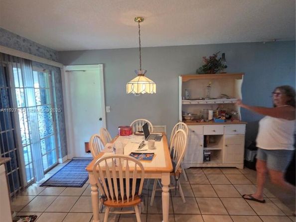 5221 SW 201st Ter, Southwest Ranches FL 33332