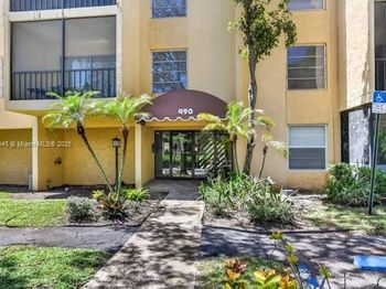 490 NW 20th St