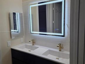 321 Windmill Palm Ave, Plantation FL 33324