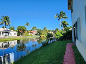 321 Windmill Palm Ave, Plantation FL 33324