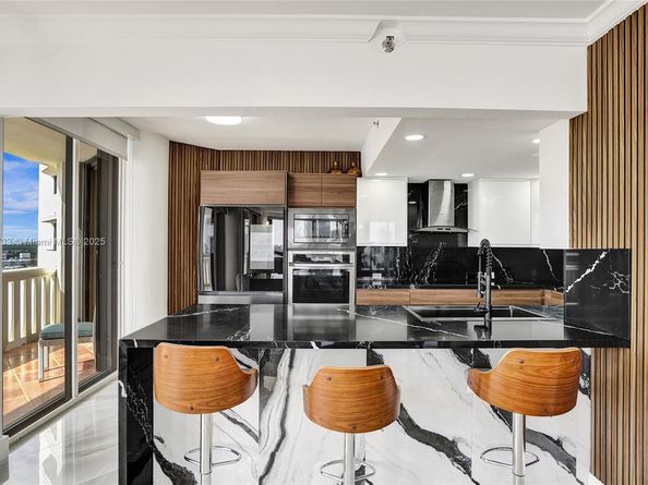 3000 Island Blvd 1106, Aventura FL 33160