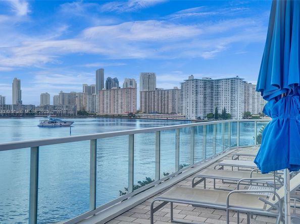 3000 Island Blvd 1106, Aventura FL 33160