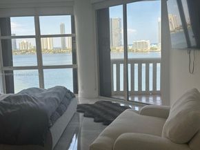 3000 Island Blvd 1106, Aventura FL 33160