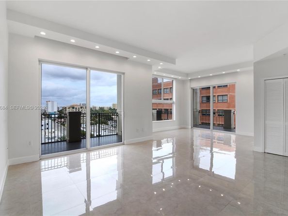 2650 SW 37th Ave 901, Miami FL 33133