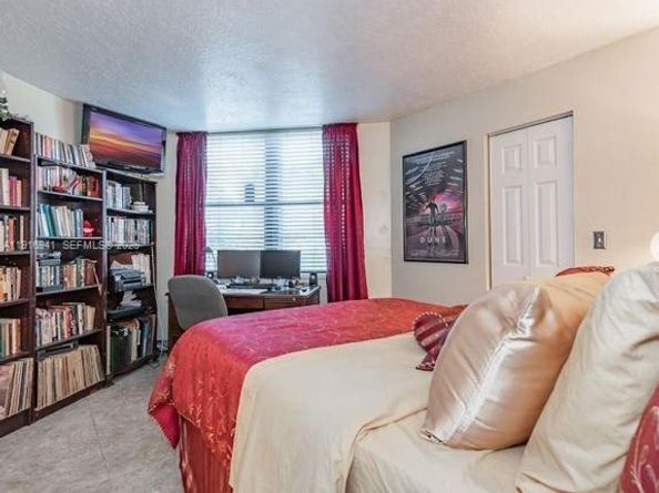 212 Lake Pointe Dr 112, Oakland Park FL 33309