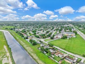 4521 NW 207th Dr, Miami Gardens FL 33055