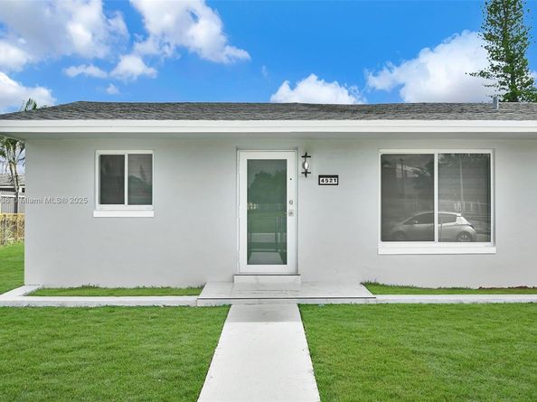 4521 NW 207th Dr, Miami Gardens FL 33055