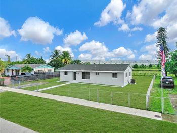 4521 NW 207th Dr