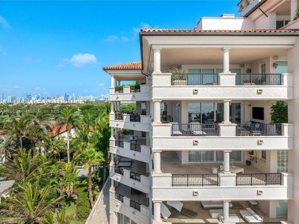 7600 Fisher Island Dr 7654, Miami Beach FL 33109