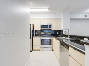 650 S Park Rd 135, Hollywood FL 33021