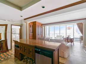 100 Lincoln Rd PH8, Miami Beach FL 33139