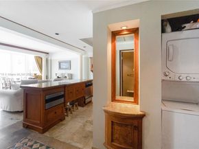 100 Lincoln Rd PH8, Miami Beach FL 33139