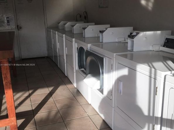 271 NW 177th St B223, Miami Gardens FL 33169