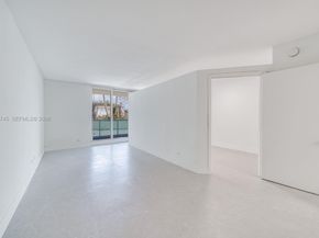 2301 Collins Ave 311, Miami Beach FL 33139