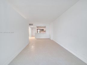 2301 Collins Ave 311, Miami Beach FL 33139