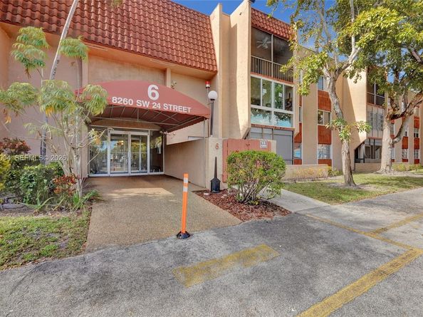 8260 SW 24th St 6210, North Lauderdale FL 33068