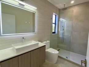 313 SW 10th St A, Fort Lauderdale FL 33315