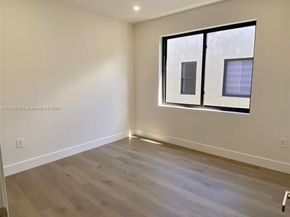 313 SW 10th St A, Fort Lauderdale FL 33315