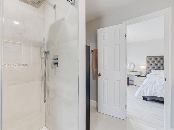 16780 Redwood Way, Weston FL 33326