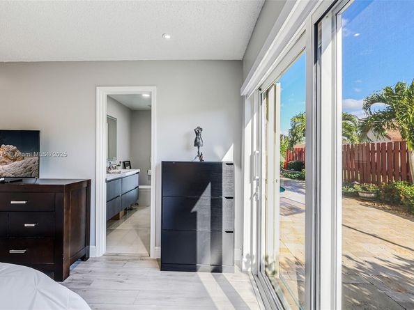 16780 Redwood Way, Weston FL 33326