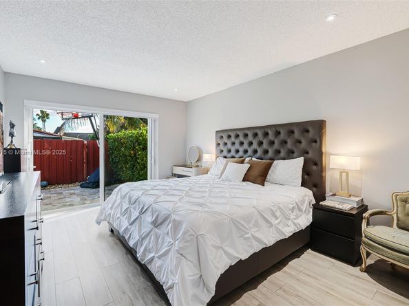 16780 Redwood Way, Weston FL 33326