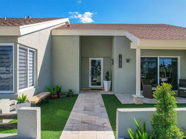 16780 Redwood Way, Weston FL 33326