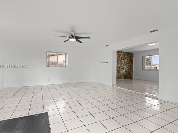 200 N 69th Ave, Hollywood FL 33024