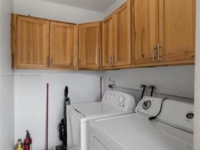 200 N 69th Ave, Hollywood FL 33024