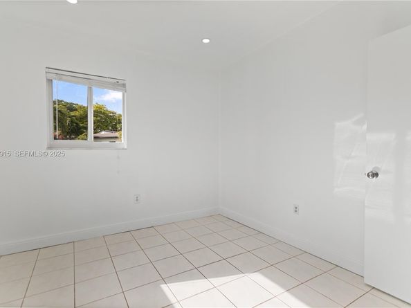 200 N 69th Ave, Hollywood FL 33024