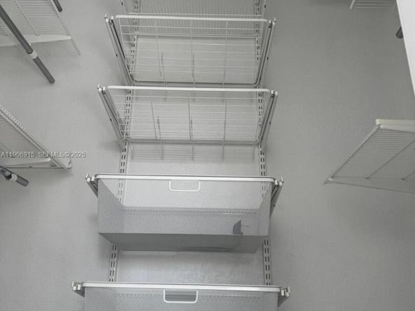 200 N 69th Ave, Hollywood FL 33024