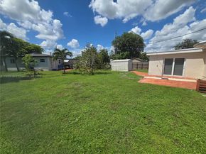 200 N 69th Ave, Hollywood FL 33024