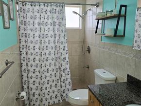 200 N 69th Ave, Hollywood FL 33024