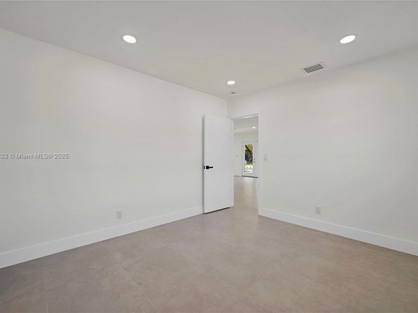 3917 Adams St, Hollywood FL 33021