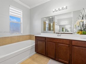 4182 NE 20th St, Homestead FL 33033