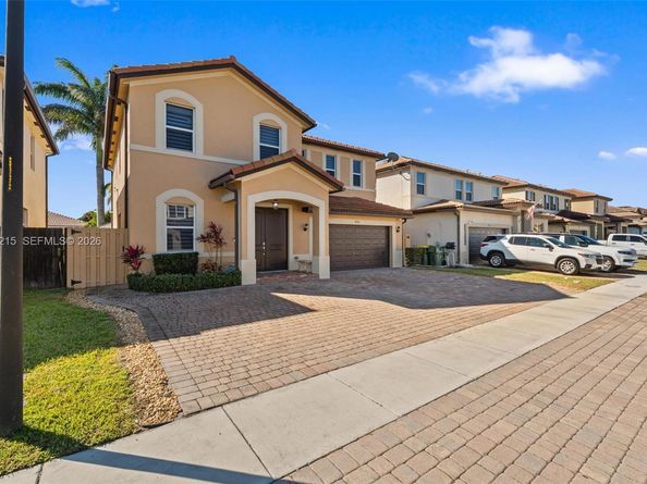 4182 NE 20th St, Homestead FL 33033