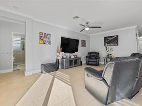 4182 NE 20th St, Homestead FL 33033