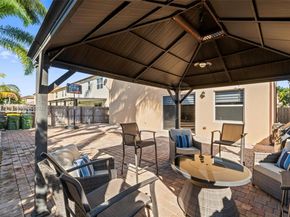 4182 NE 20th St, Homestead FL 33033