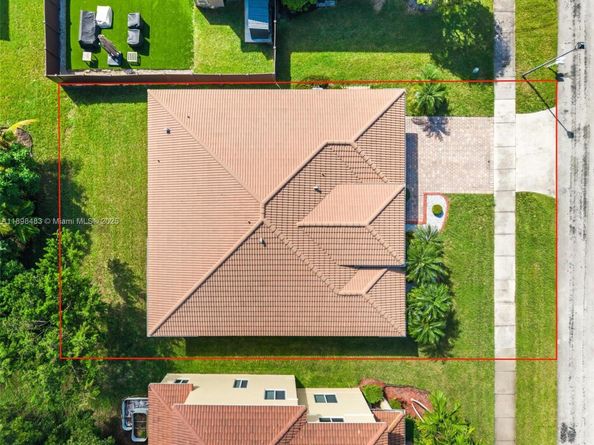 20459 NW 14th Ct, Miami Gardens FL 33169