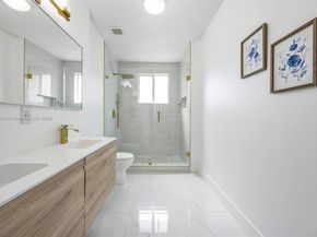 20459 NW 14th Ct, Miami Gardens FL 33169