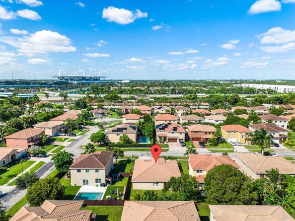 20459 NW 14th Ct, Miami Gardens FL 33169