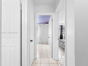 811 NW 112th St, Miami FL 33168