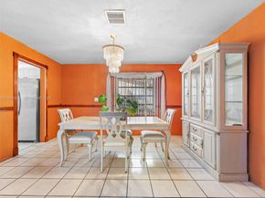 811 NW 112th St, Miami FL 33168