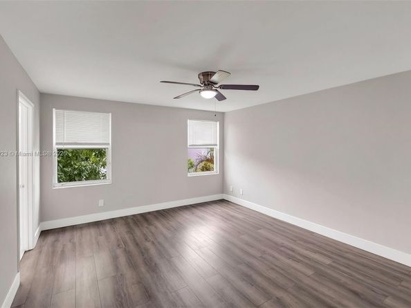 495 SW 183rd Way, Pembroke Pines FL 33029