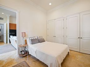 9601 SW 60 Ct, Pinecrest FL 33156