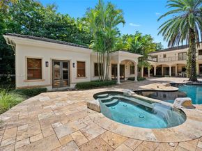 9601 SW 60 Ct, Pinecrest FL 33156