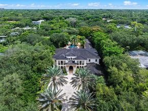 9601 SW 60 Ct, Pinecrest FL 33156