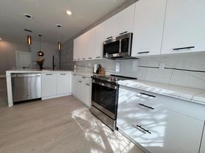 4250 NW 83rd Ave, Doral FL 33166