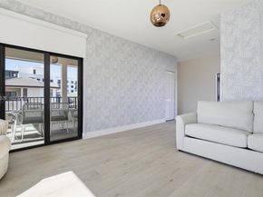 4250 NW 83rd Ave, Doral FL 33166