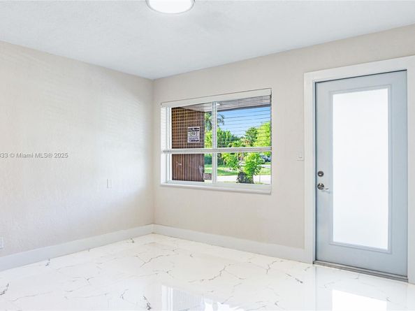 2649 NE 13th Ter, Pompano Beach FL 33064